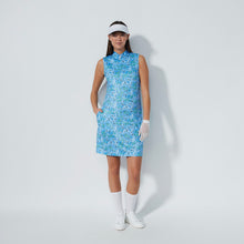  Daily Sports - Sheermotion Sleeveless Print Dress