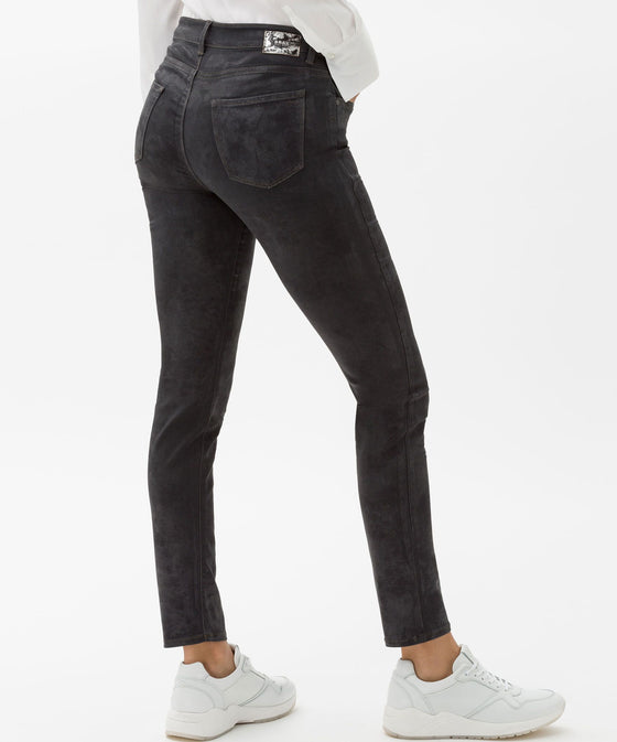 BRAX - Shakira - Pantalon de coton enduit Fashion Sensation - LE CAPITAINE D'A BORD