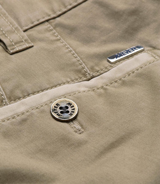 Meyer - Bermudas Palma 5001 - LE CAPITAINE D'A BORD