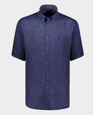 Men's short sleeve linen shirt in navy blue with button-down collar and front pocket